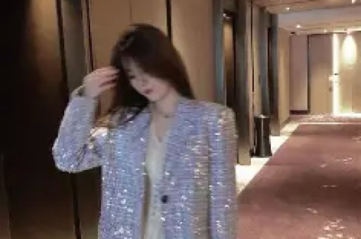 网红自导自演盲人被撞闹剧真相曝光后全网怒了